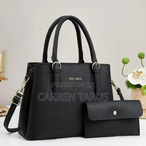 Stylish and Distinctive Handbag - main view