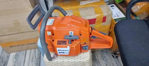 Husqvarna Power Saw