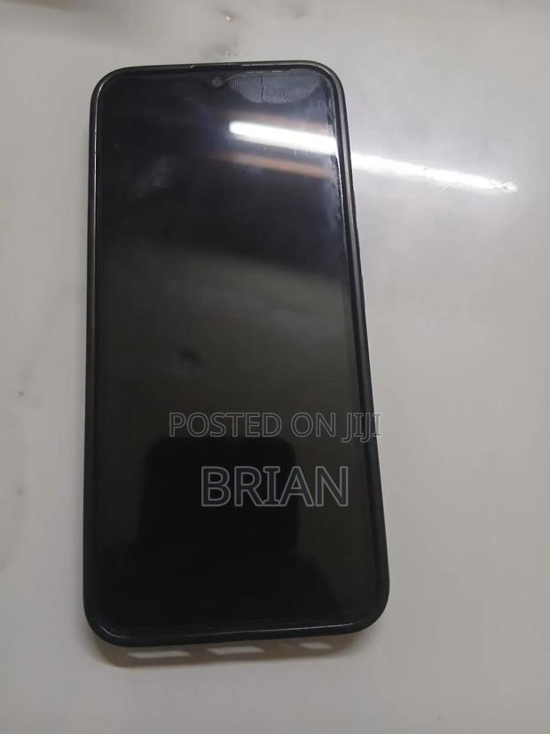 Tecno Spark 4 32 GB Black - main view
