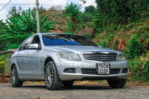 Mercedes-Benz C200 2010 Silver