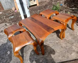 Mahogany Queen Legged Coffee Table Set