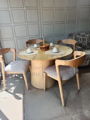 Sudan Teak 4 Seater Single Stand Dinner Table Set