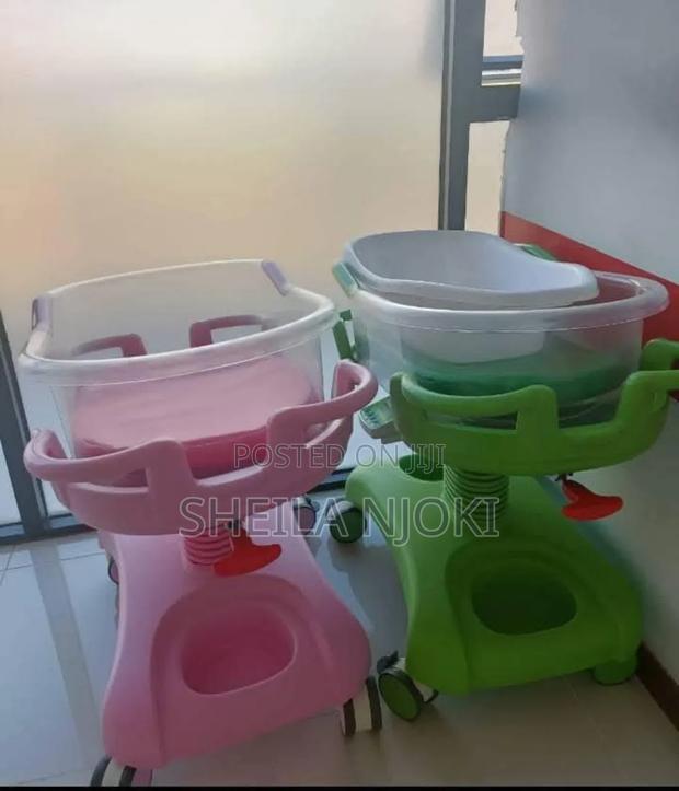 Baby Bassinet - main view