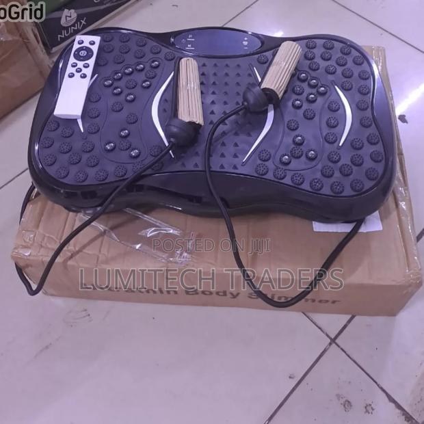 Vibrating Plate Exercise Machine - main view