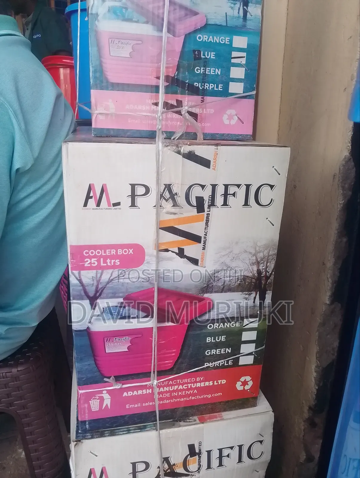 25litres Pacific Cooler Box