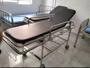 Patient Stretcher - main view
