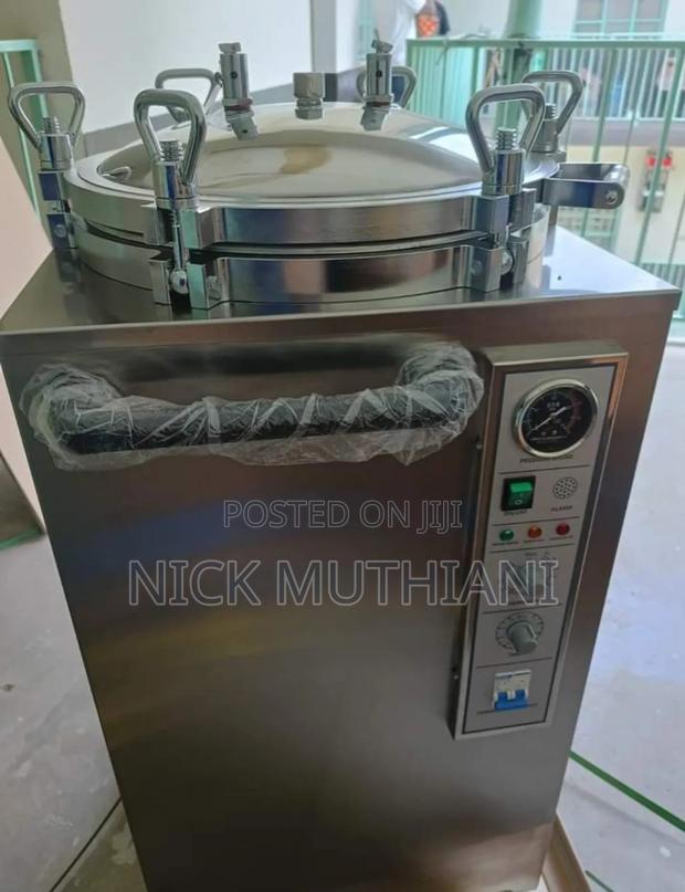 Digital Vertical Autoclave - thumbnail 4