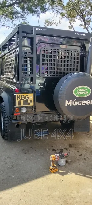 Molle Panel Landrover Defender 110