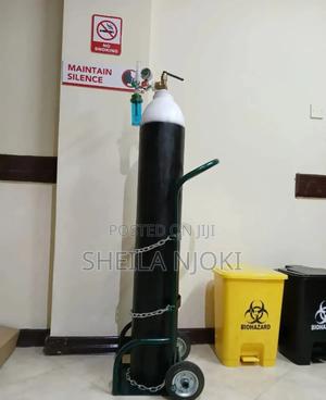 Oxygen Cylinder 8.5m3 With Regulator - thumbnail 2