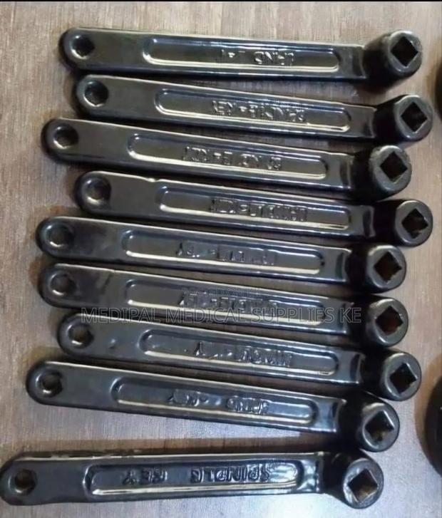 Cylinder Oxygen Key