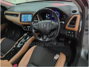 Honda Vezel 1.5 Hybrid 2WD 2019 Silver