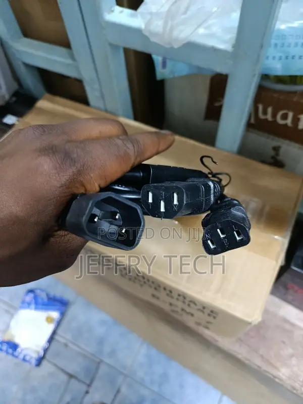 C14 to 2xc13 Power Cord Plug Iec 320 C14 Male to Dual C13 Female Adapt