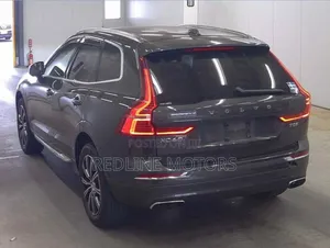 Volvo XC60 T5 Momentum AWD 2018 Gray