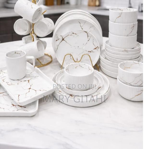 32pcs Matte Stoneware Marble Dinner Set