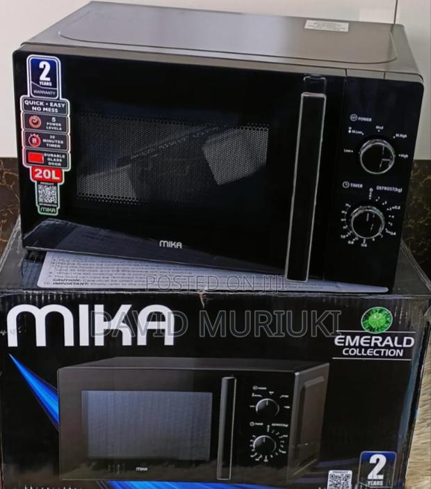 The Black 20 Litres Mika Manual Microwave