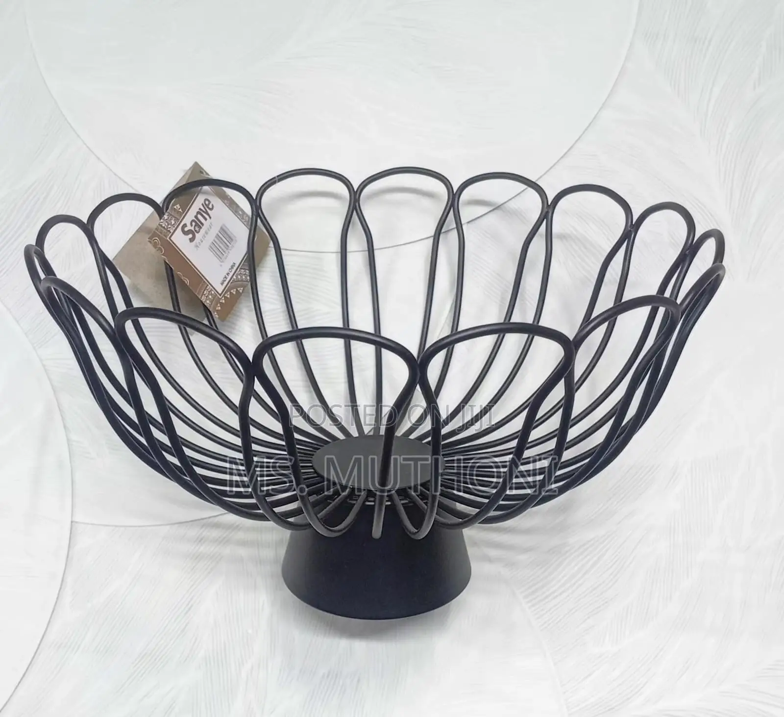 Heavy Duty 30cm Decorative Strong Black Metal Wire Fruit Bowl