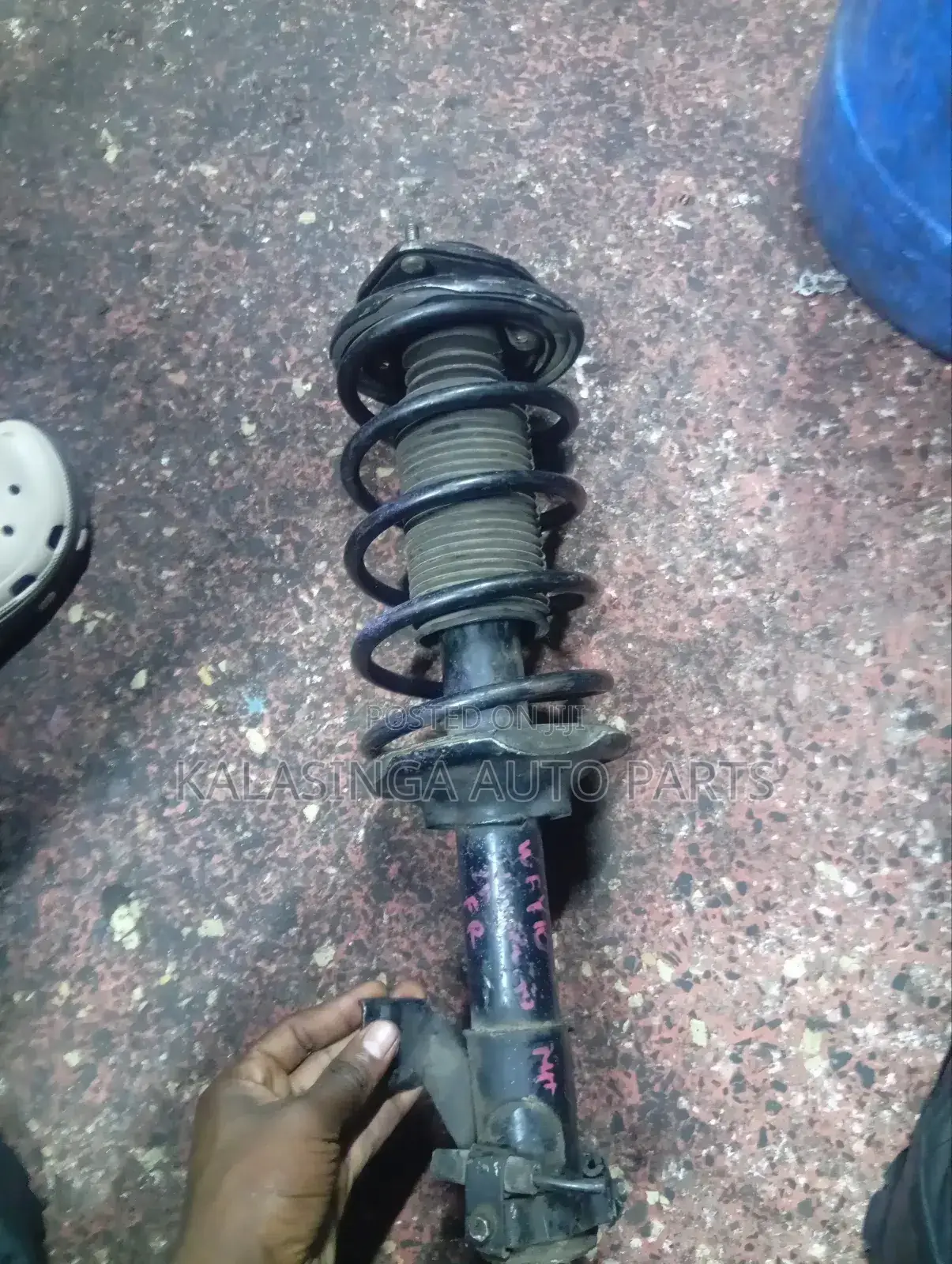 Front Shock B12 B14