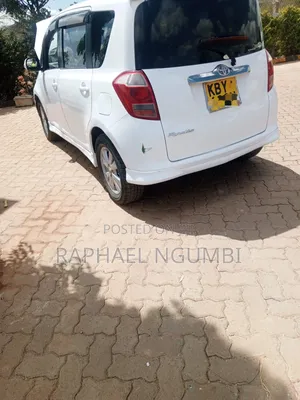 Toyota Ractis 2006 White