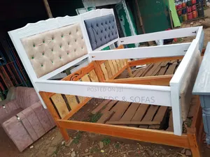 Tufted 5 by 6 Beds