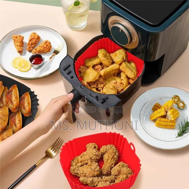Round Reusable Silicone Air Fryer Liner - main view