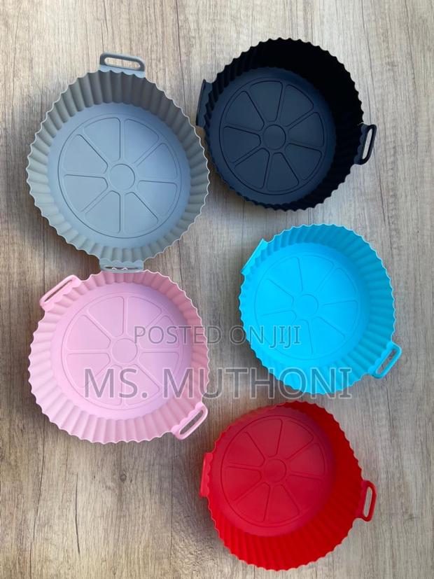 Round Reusable Silicone Air Fryer Liner - thumbnail 5