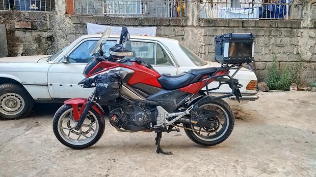 Honda 2016 Red - main view