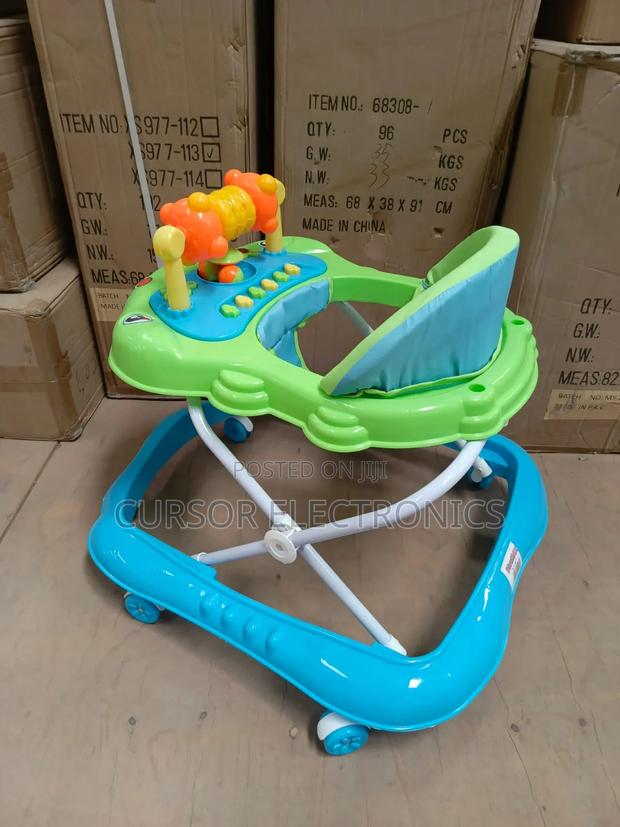 Baby Walker - thumbnail 2