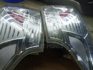 Ex Japan Mitsubishi Outlander 2014 Taillights in Good Condition