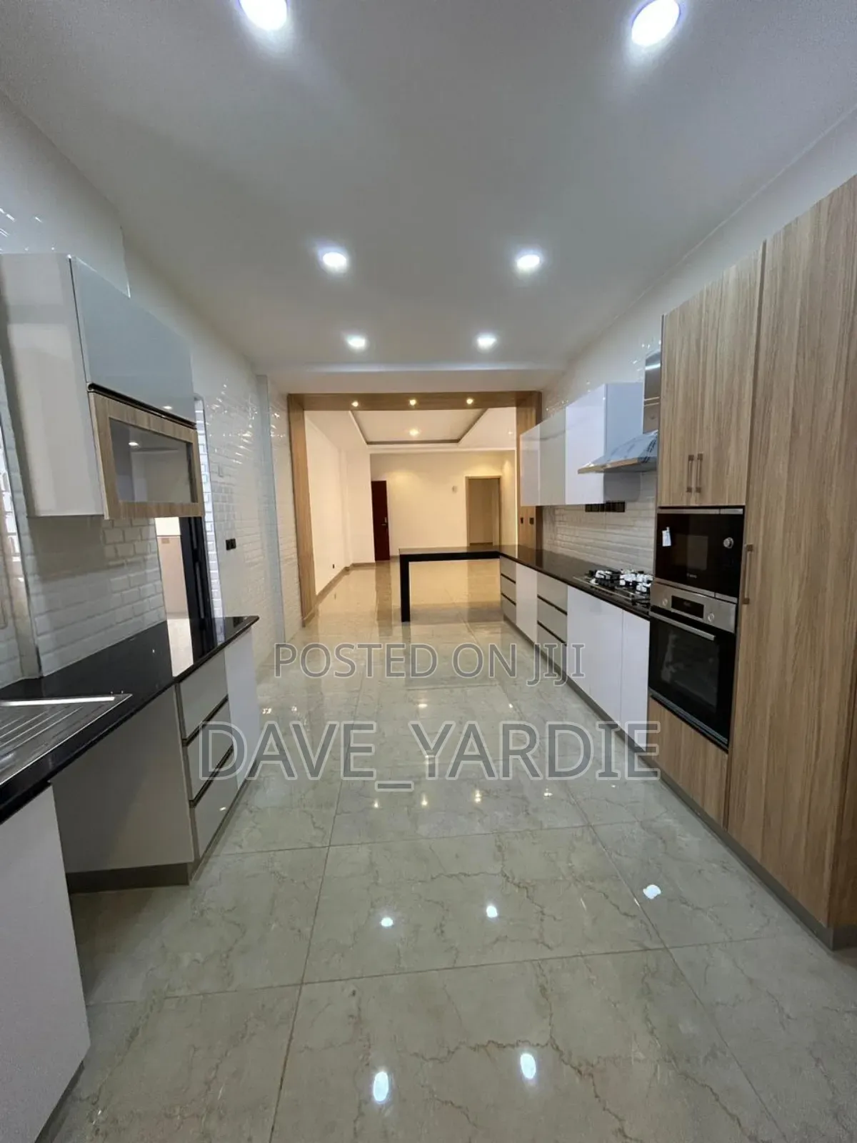 4bdrm Apartment in Spring Valley for sale