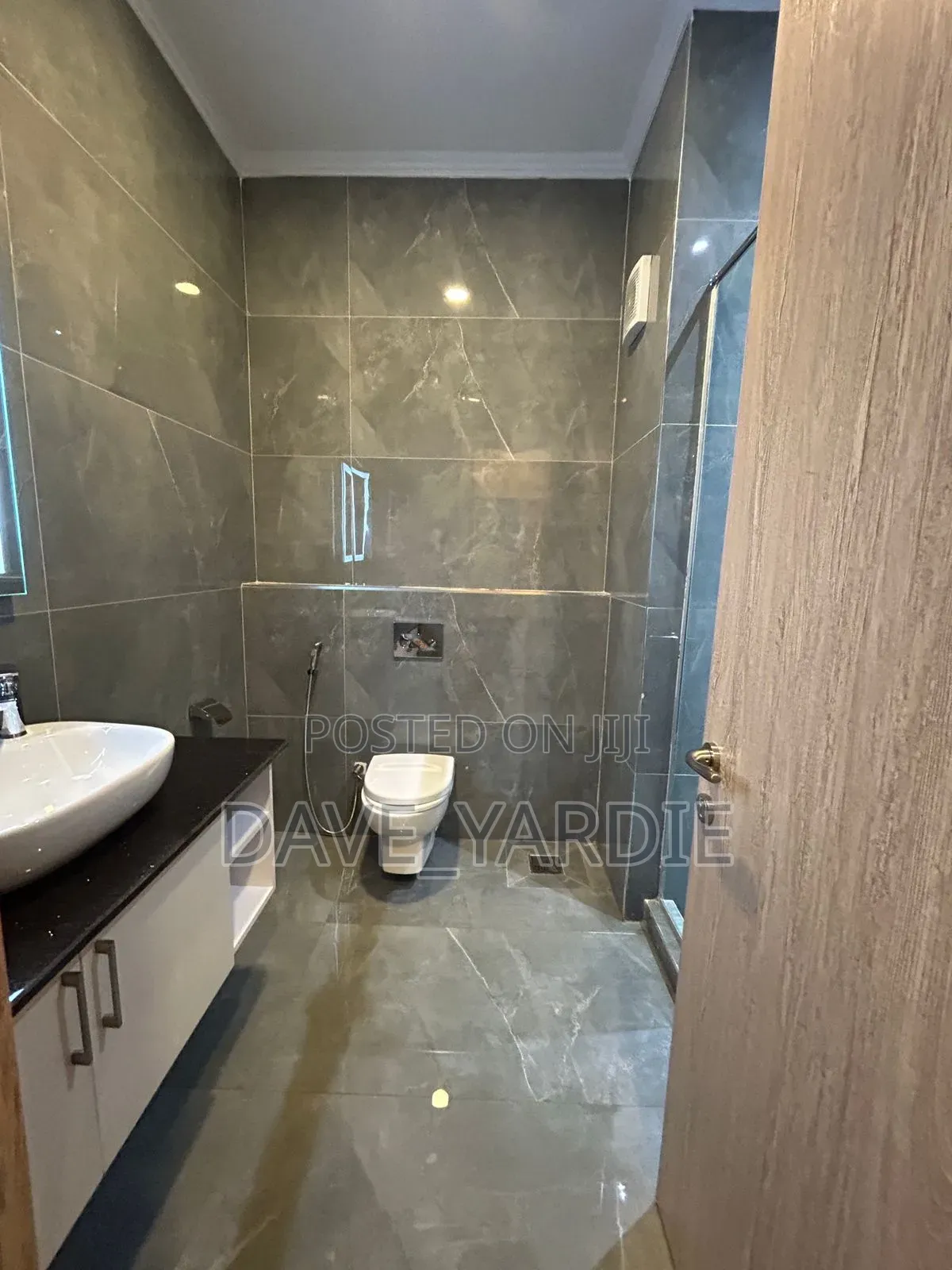 4bdrm Apartment in Spring Valley for sale