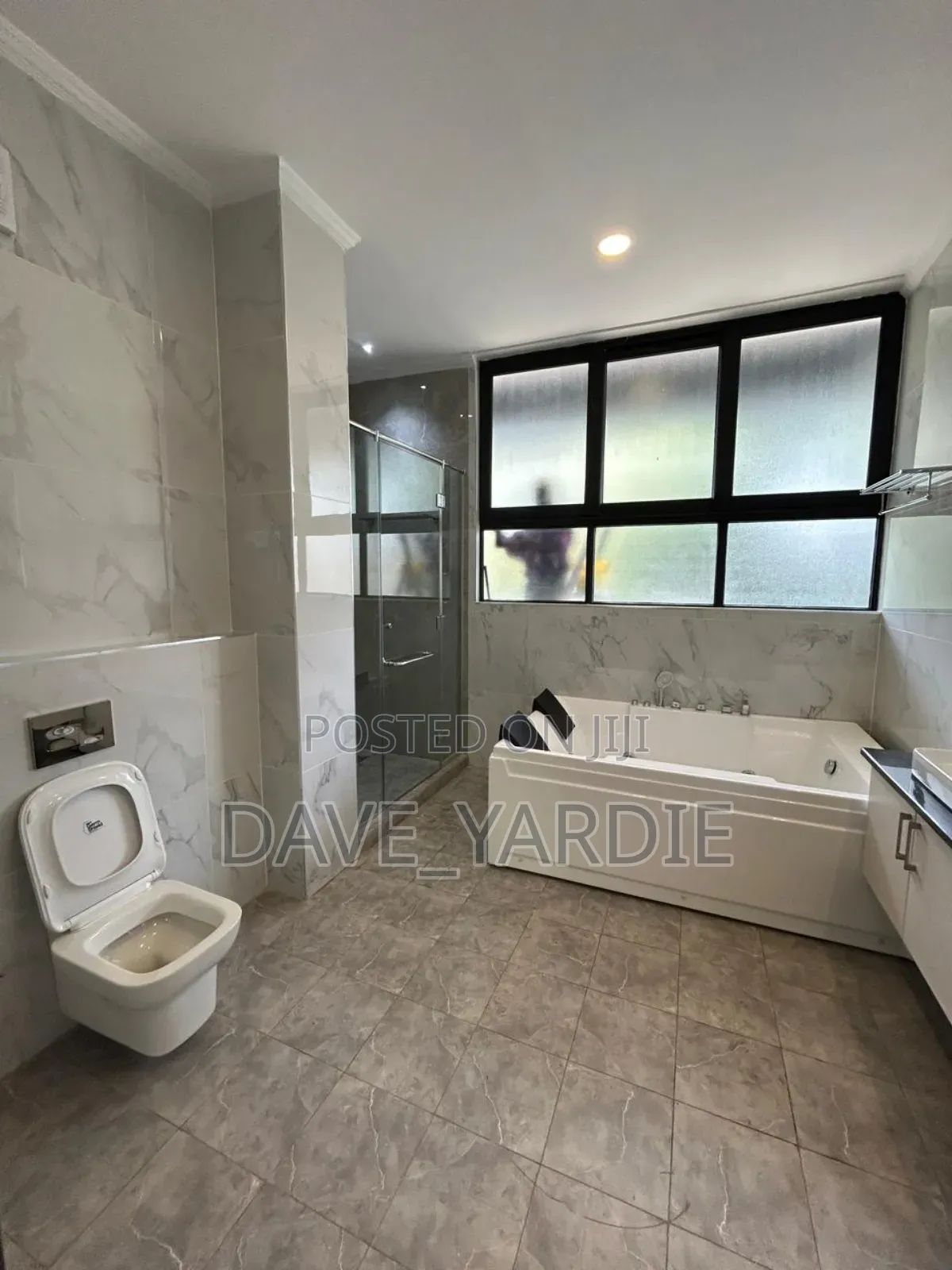 4bdrm Apartment in Spring Valley for sale