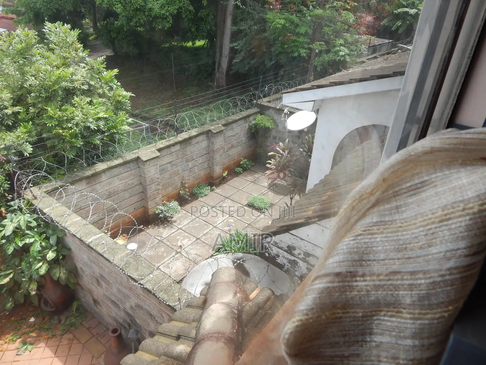 4bdrm Maisonette in Airport View Estate for sale