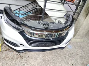 Honda Vezel Nosecut