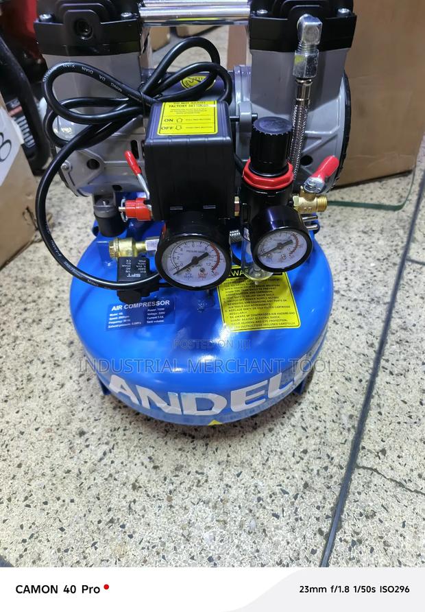 Recommendable 10l Silent Air Compressor - main view