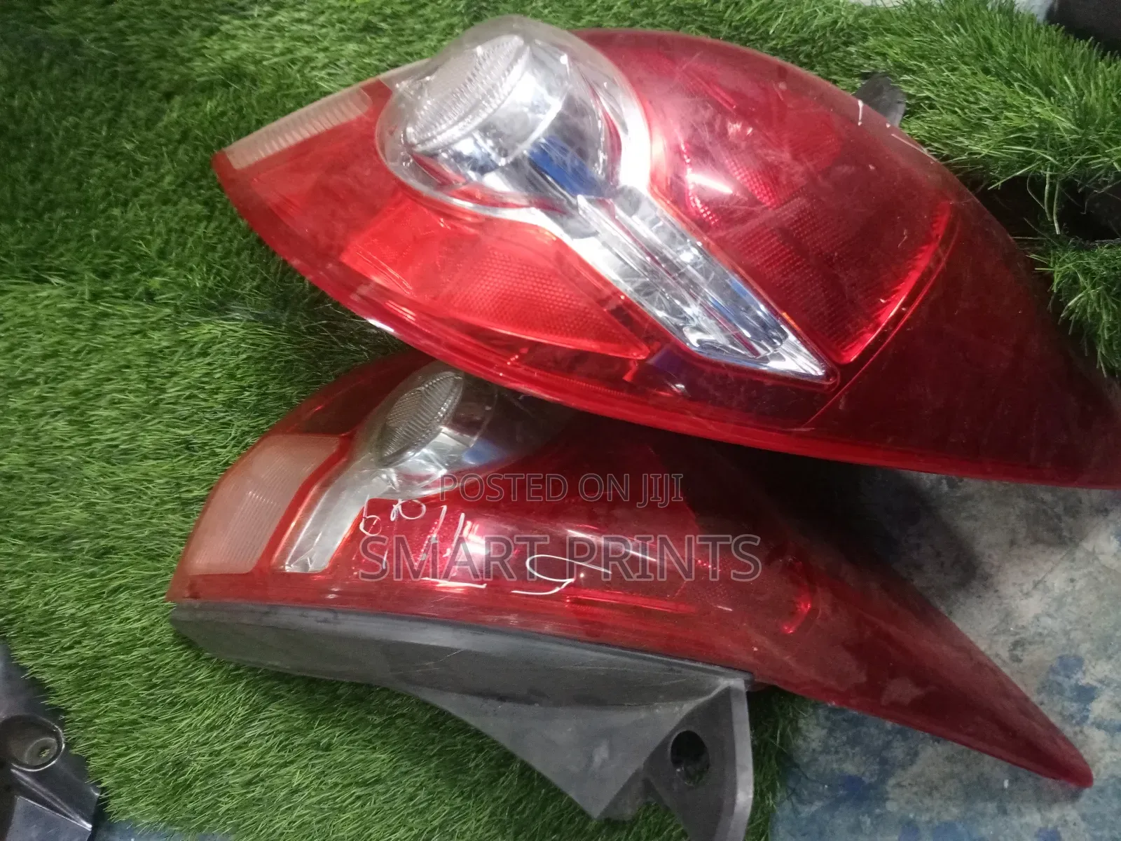 Excellent Quality Ex Japan Nissan Tiida Taillight Available