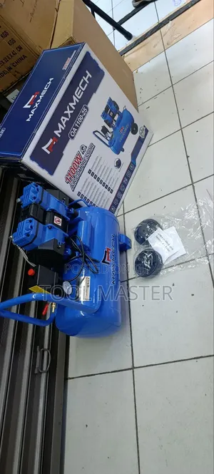 Maxmech Oil Less Silent Compressor/25l Maxmech Compressor