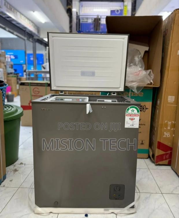 Hisense Fc142sh Chest Freezer. *