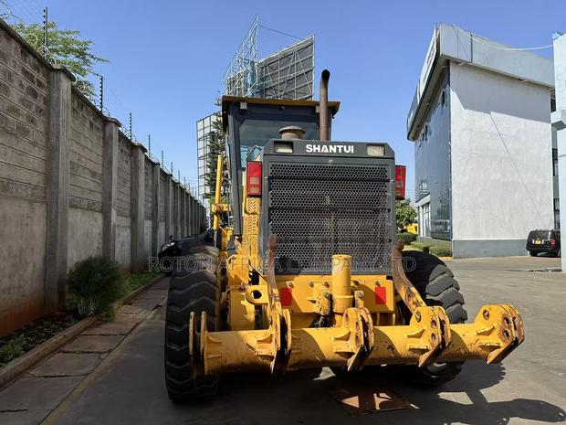 Shantui Grader in Stock - thumbnail 4