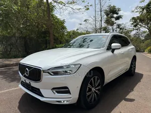 Volvo XC60 2018 White