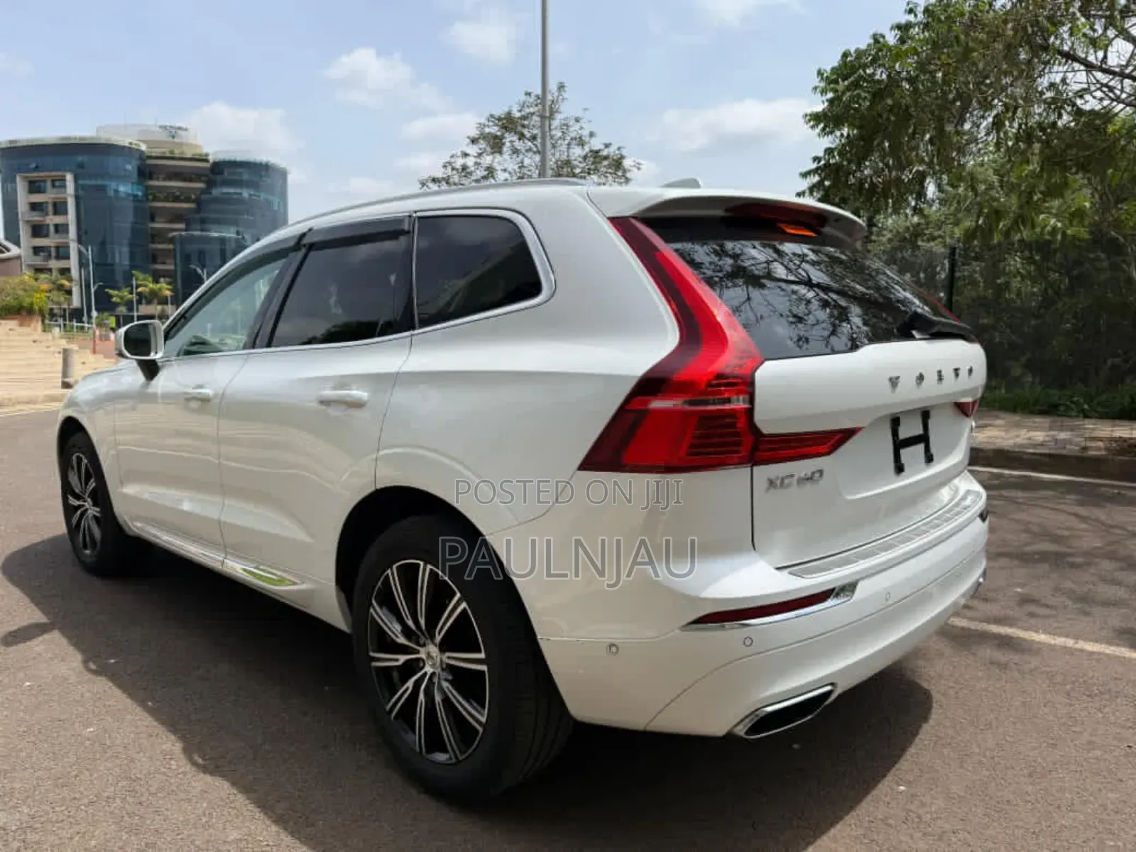 Volvo XC60 2018 White