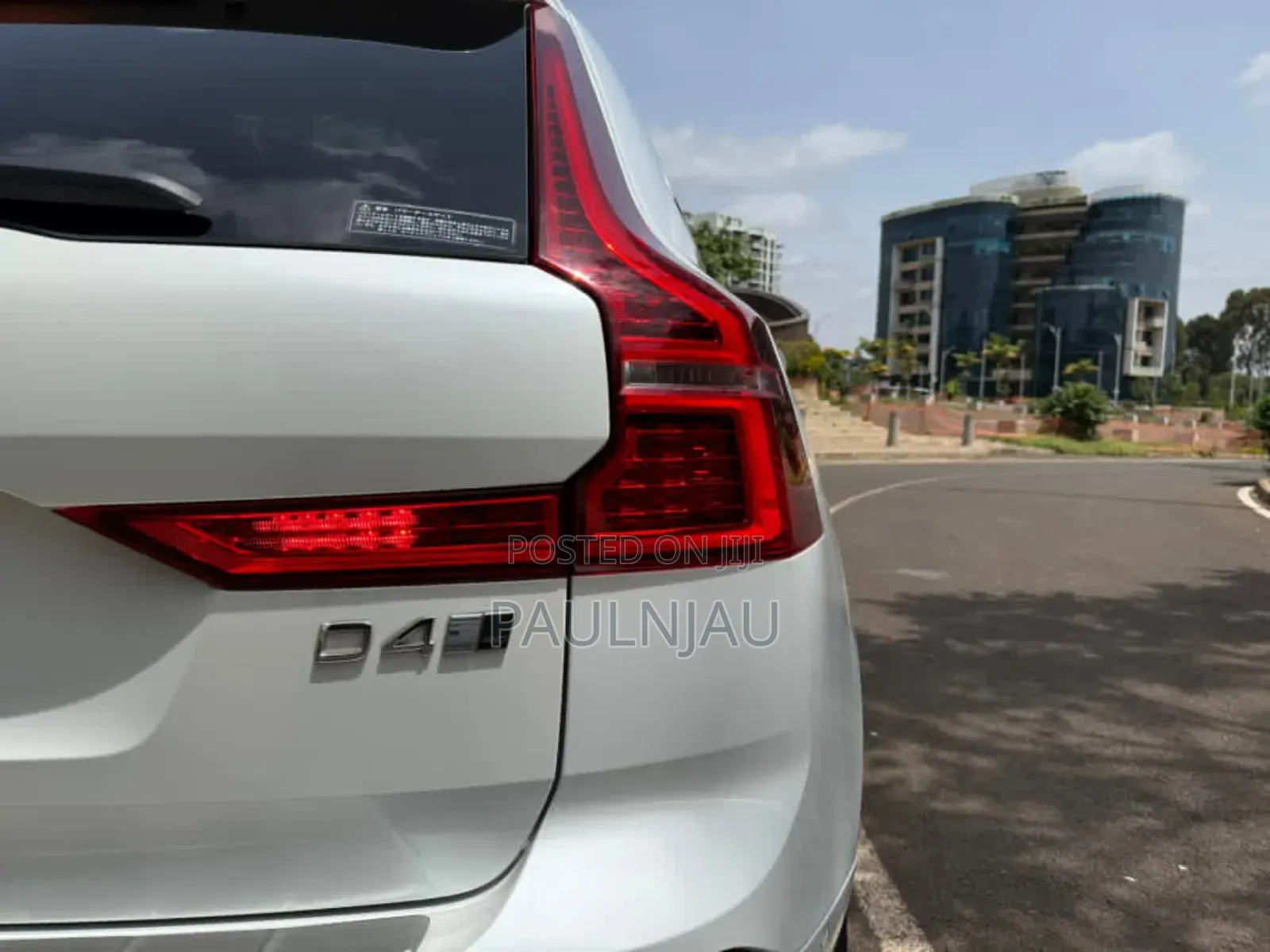 Volvo XC60 2018 White