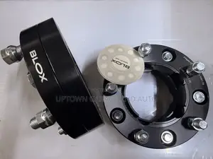 Land Rover Defender 110 Blox Spacers