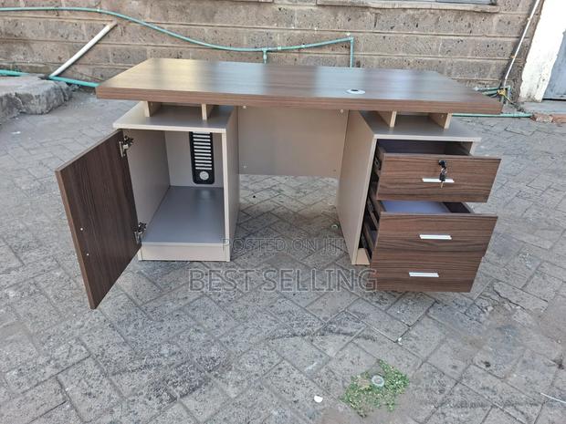 Opened Advanced Office Desk 1.4 Meters - main view