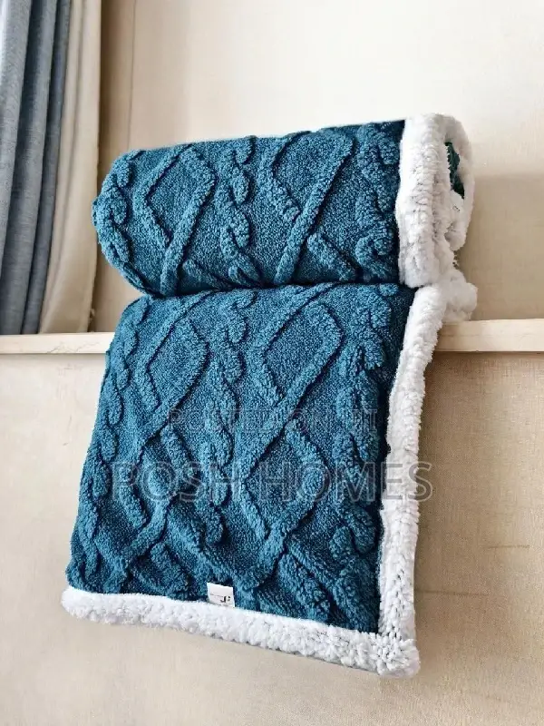 Quality Decorative Throw Blankets