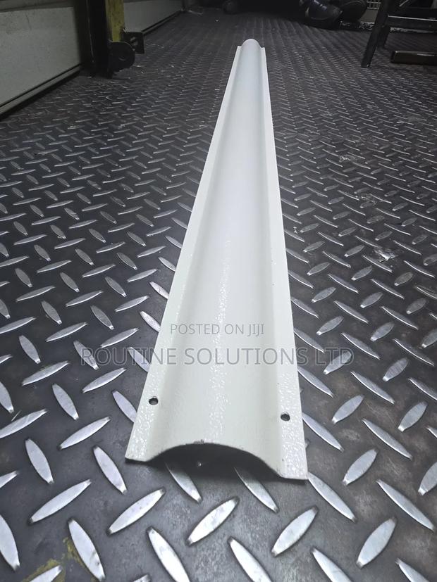 Powder Coated Floor Trunking 4ft