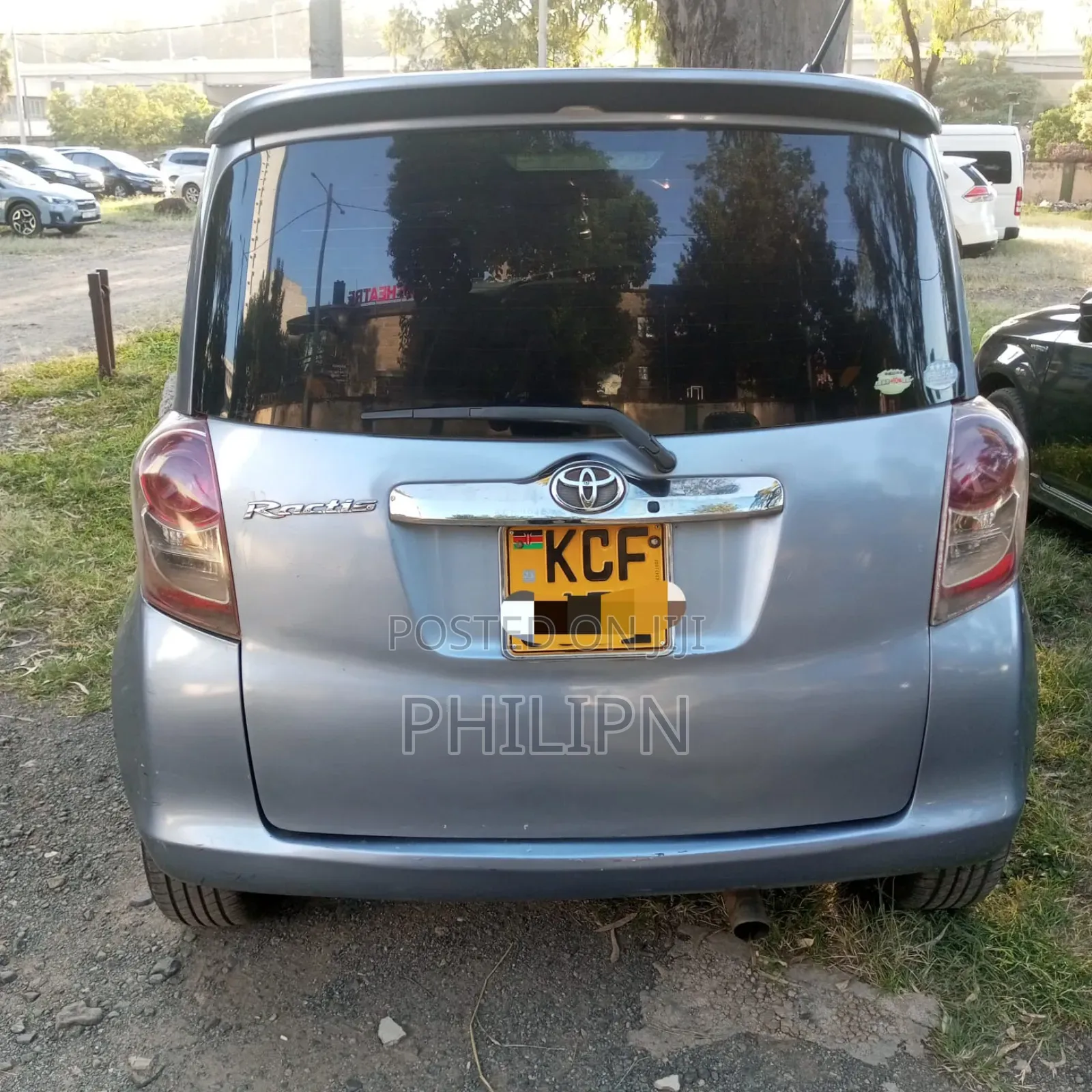 Toyota Ractis 2008 Blue