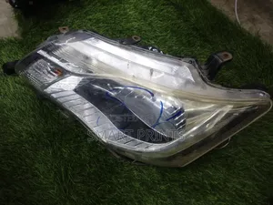 Clean Ex Japan Toyota 161 Headlights in Good Condition