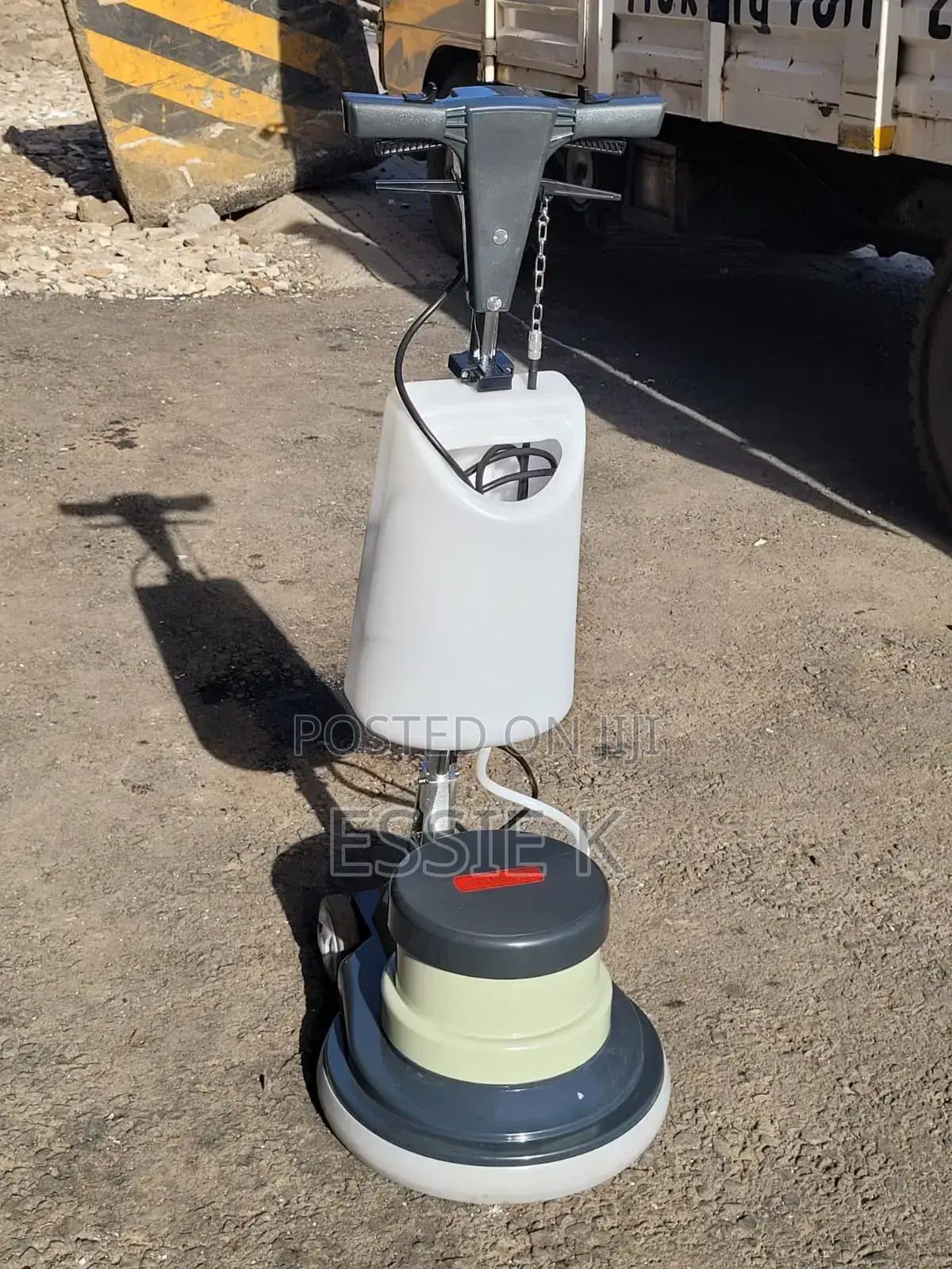 Astramilano Floor Scrubbing Machine