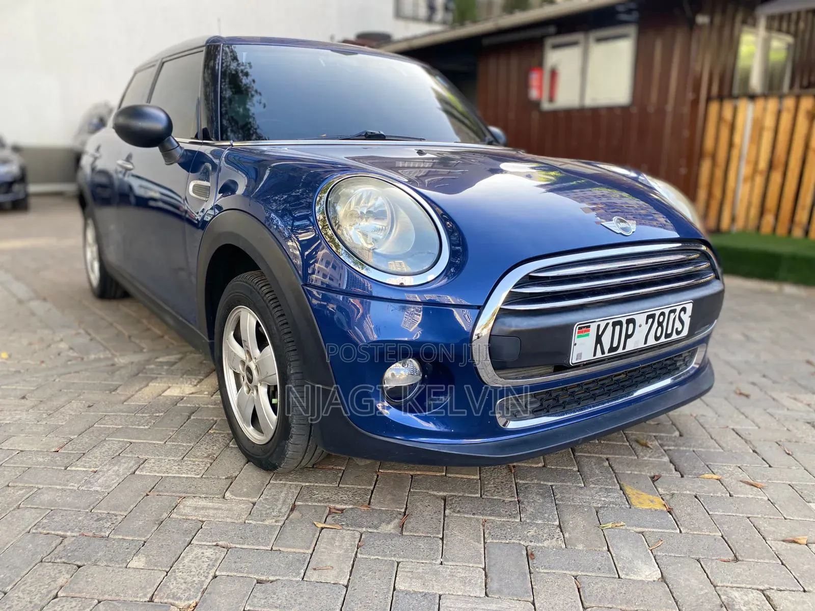 Mini Cooper 2016 Blue