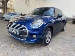 Mini Cooper 2016 Blue